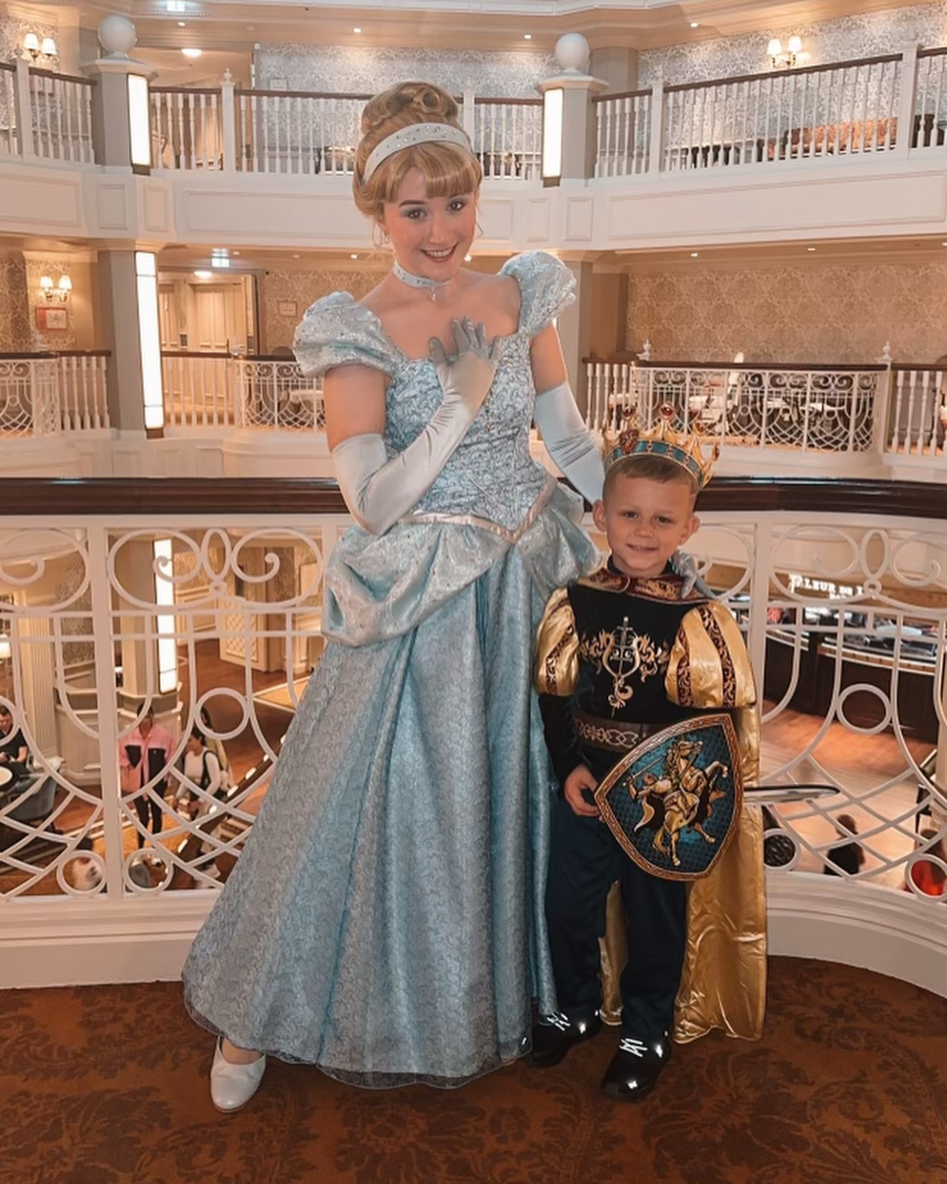 Phil Foden turned his wife and children into a royal family at Disneyland Paris