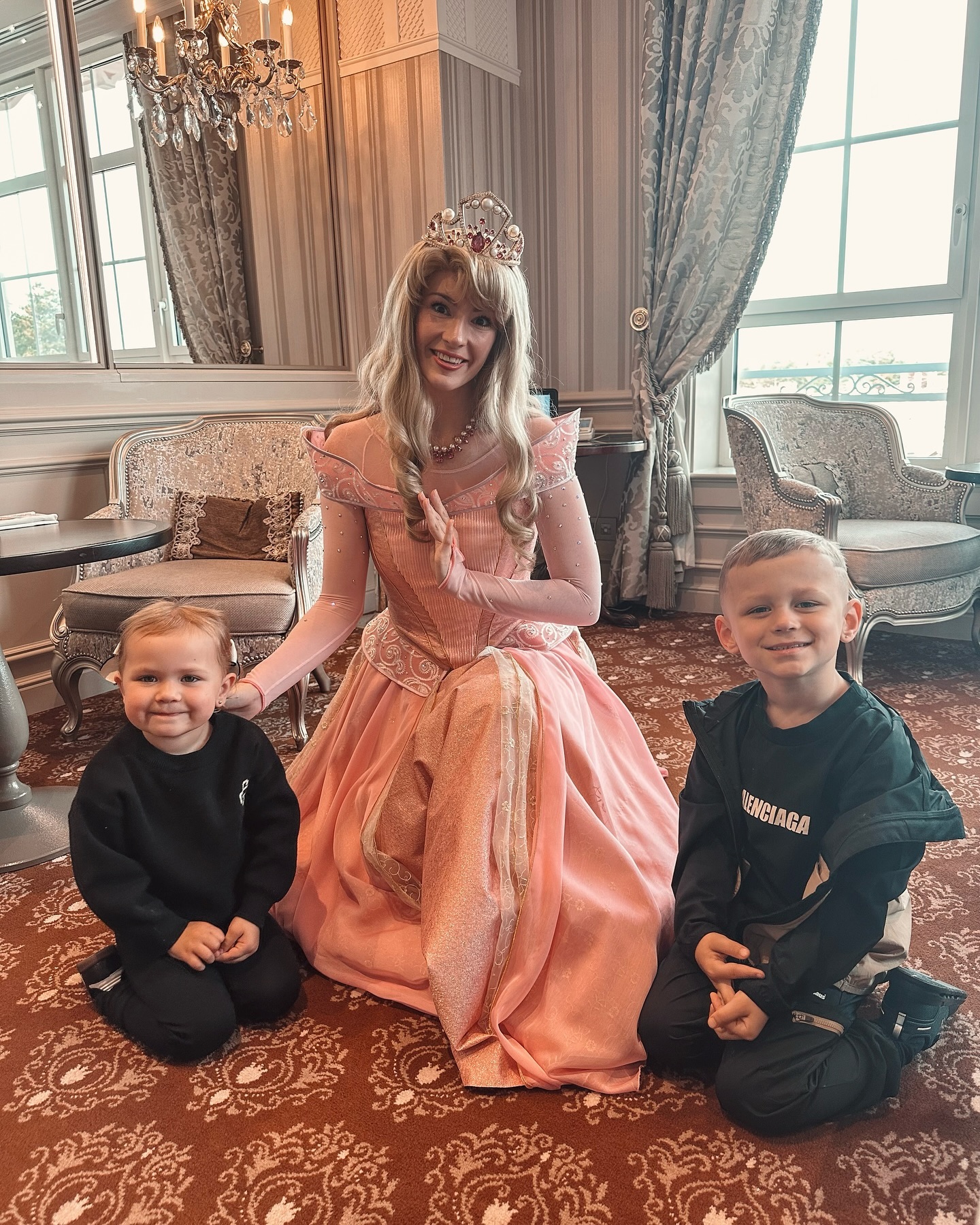 Phil Foden turned his wife and children into a royal family at Disneyland Paris