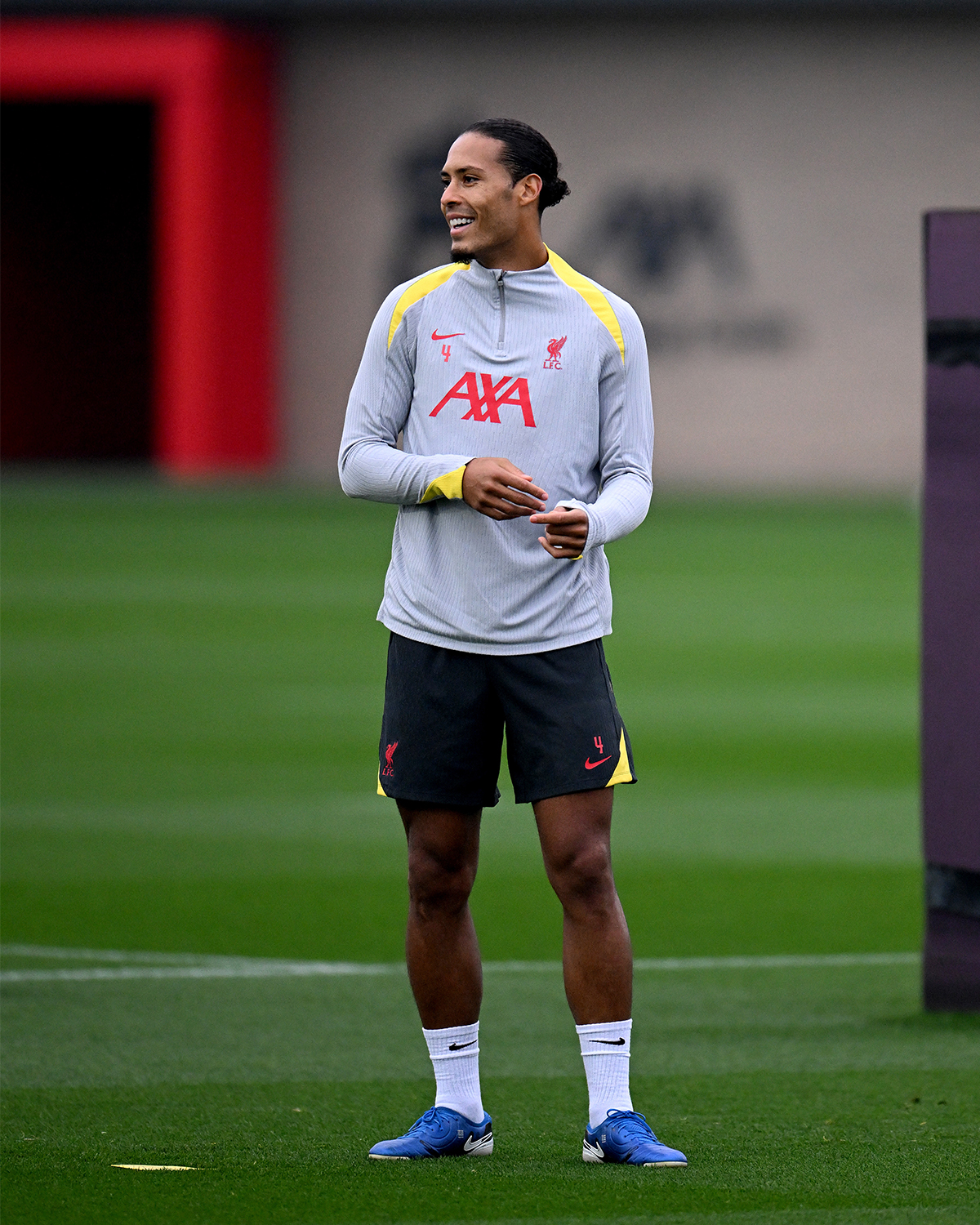 CURIOUS: Alexander Arnold, Nunez, and Macca created a meme as all three of them looked excited with wide-eyed expressions, leading many fans to speculate about the new contracts of the captain and King Salah